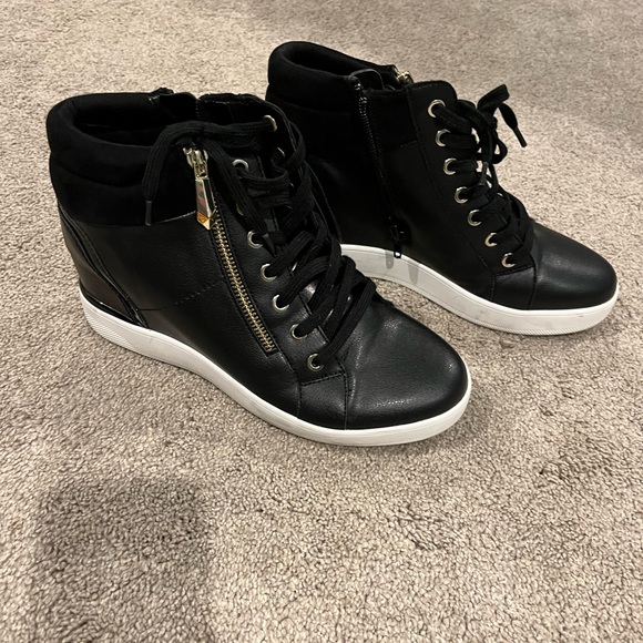 ALDO Womens Black Ailanna Wedge Sneaker - Picture 2 of 5